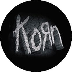 KORN: Stone Logo (badge, 2,5 cm)