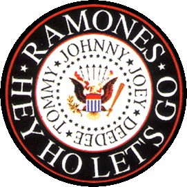 RAMONES: Logo (jelvény, 2,5 cm)