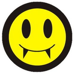 GOTH SMILEY (jelvény, 2,5 cm)