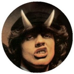 AC/DC: Angus (jelvény, 2,5 cm)