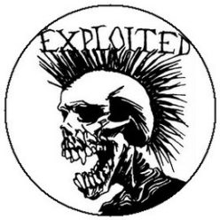 EXPLOITED: Skull (jelvény, 2,5 cm)