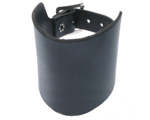 Üres, bőr csuklószorító (5 cm széles)