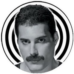 QUEEN: Freddie (jelvény, 2,5 cm)