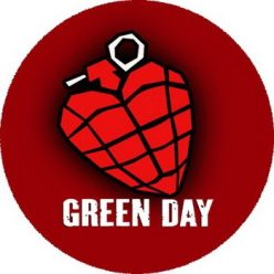 GREEN DAY: Grenade (nagy jelvény, 3,7 cm)