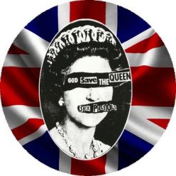 SEX PISTOLS: God Save The Queen (nagy jelvény, 3,7 cm)