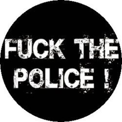 FUCK THE POLICE (nagy jelvény, 3,7 cm)