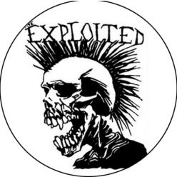 EXPLOITED: Skull (nagy jelvény, 3,7 cm) 