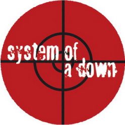 SYSTEM OF A DOWN: Target (nagy jelvény, 3,7 cm)