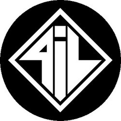 PIL: Logo 2025 (jelvény, 2,5 cm)